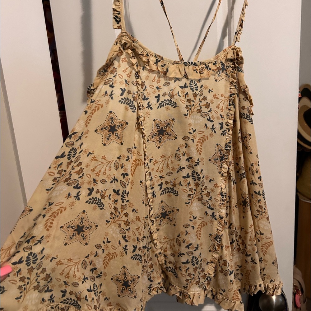 SPELL !! SUMMER PERFECT !!! Fits from M TO XL ! Flowy surreal fabric ! no flaws